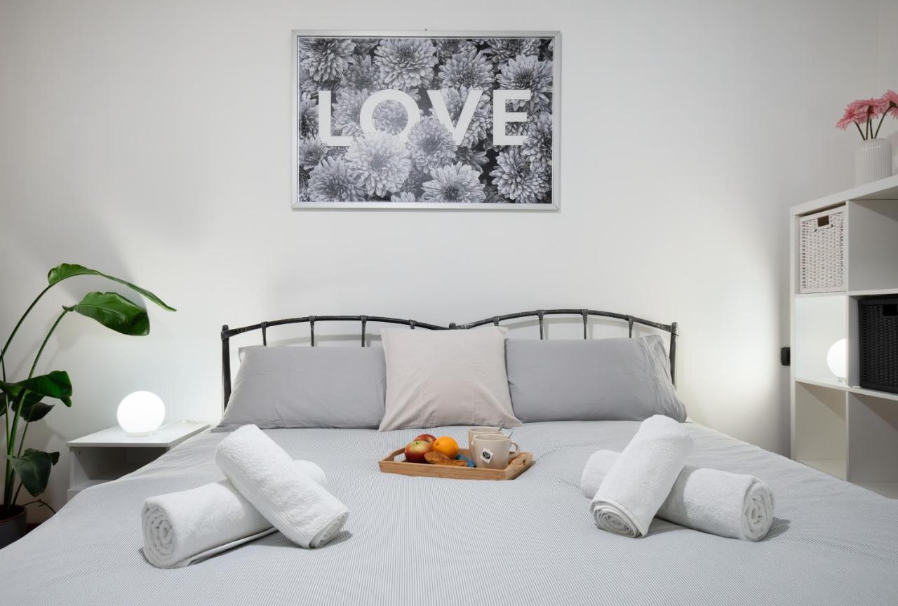 Divi Apartments Milano-Buenos Aires Flat Bagian luar foto